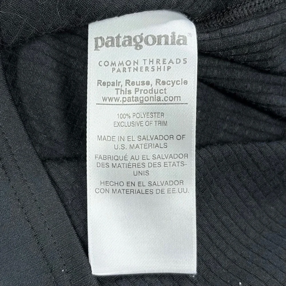 Patagonia Capilene Midweight Mens XL Black 1/4 Zip Baselayer Polartec Outdoors - Picture 9 of 9